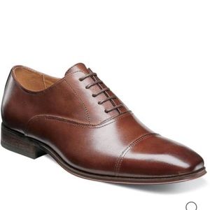Florsheim cap toe oxford dress shoes. NEW.